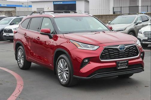 2022 Toyota Highlander Hybrid Limited