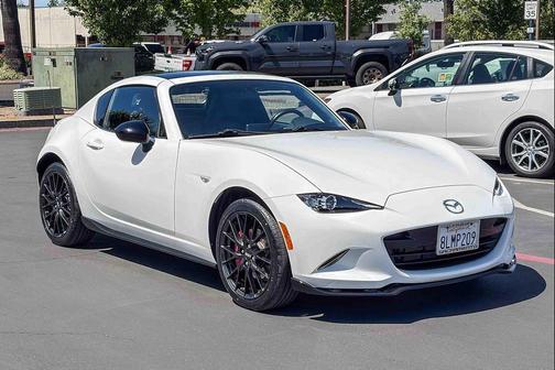 Arctic White 2019 Mazda MX-5 Miata RF Club