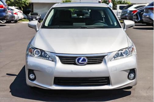 2011 Lexus CT 200h Premium