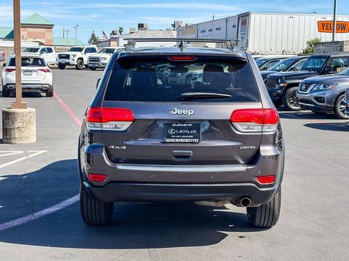 Granite Crystal Metallic Clearcoat 2019 Jeep Grand Cherokee Limited