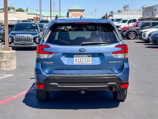 Horizon Blue Pearl 2019 Subaru Forester Premium