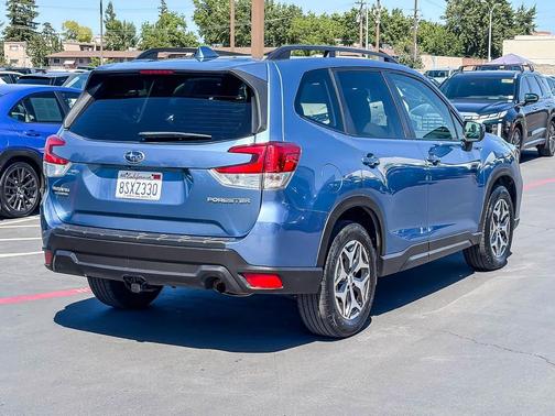 Horizon Blue Pearl 2019 Subaru Forester Premium