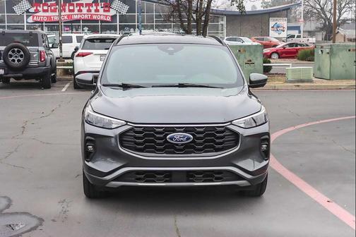 2023 Ford Escape ST-Line Select