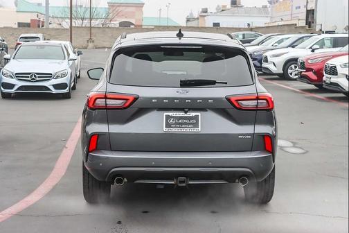 2023 Ford Escape ST-Line Select