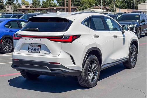 Eminent White Pearl 2024 Lexus NX 350 AWD