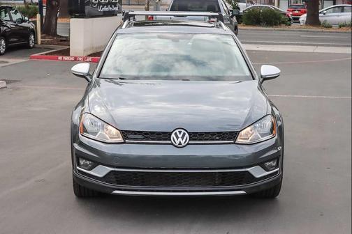 2017 Volkswagen Golf Alltrack TSI SEL