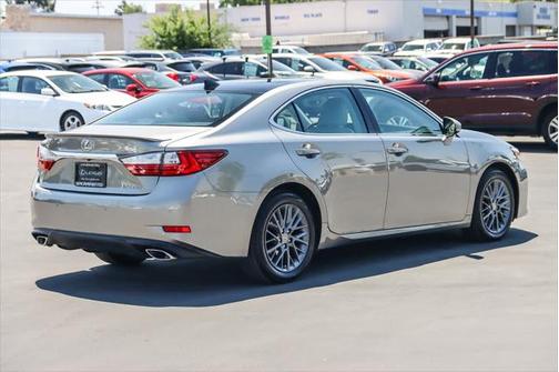 2018 Lexus ES 350 Base