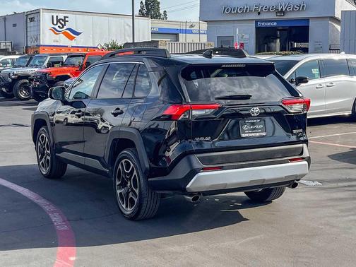 2019 Toyota RAV4 Adventure