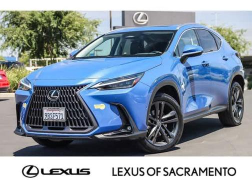 2022 Lexus NX 450h+ Luxury