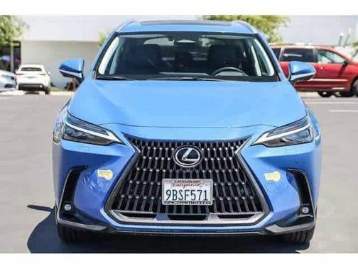 2022 Lexus NX 450h+ Luxury