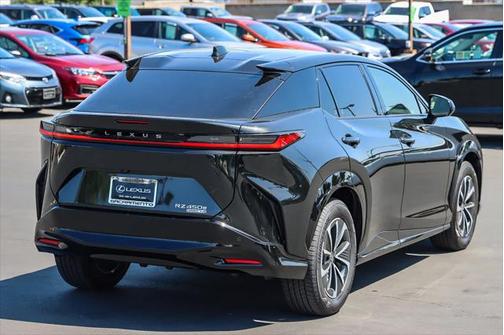 2025 Lexus RZ 450e Premium