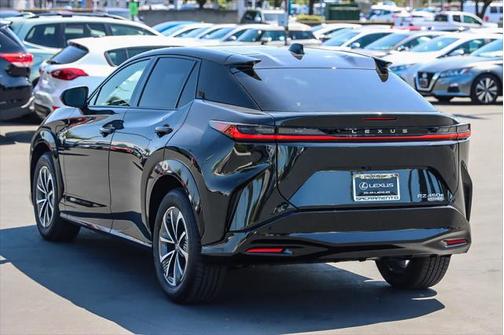 2025 Lexus RZ 450e Premium