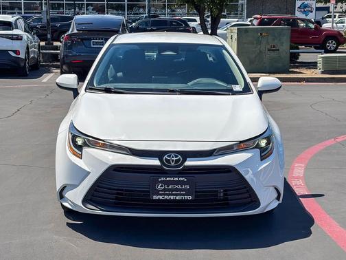 Ice Cap 2023 Toyota Corolla LE