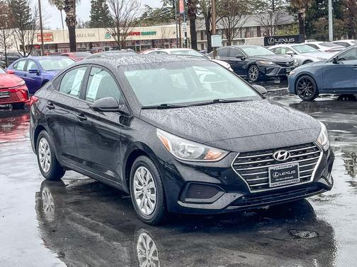 2021 Hyundai Accent SE