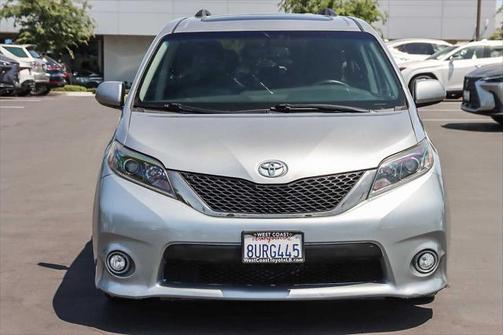 2017 Toyota Sienna SE