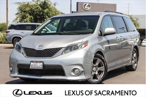 2017 Toyota Sienna SE