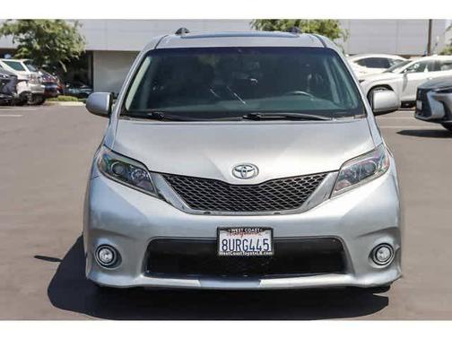 2017 Toyota Sienna SE