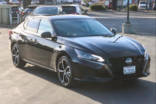 2024 Nissan Altima SR FWD