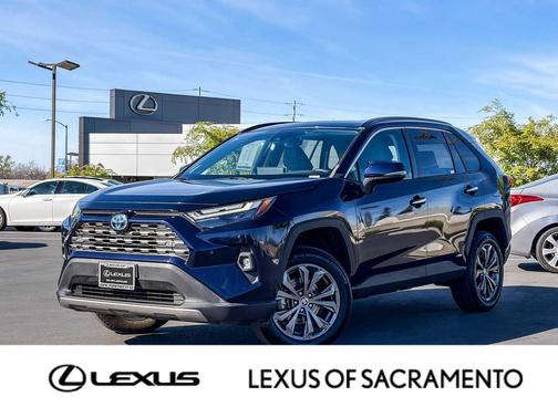 2022 Toyota RAV4 Hybrid SE