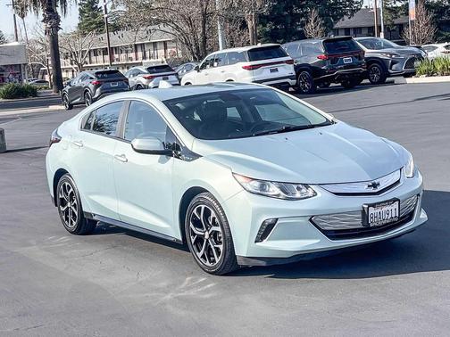 2019 Chevrolet Volt LT