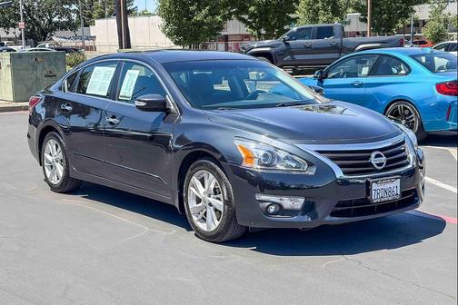 Storm 2015 Nissan Altima 2.5 SL