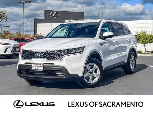 2023 Kia Sorento LX