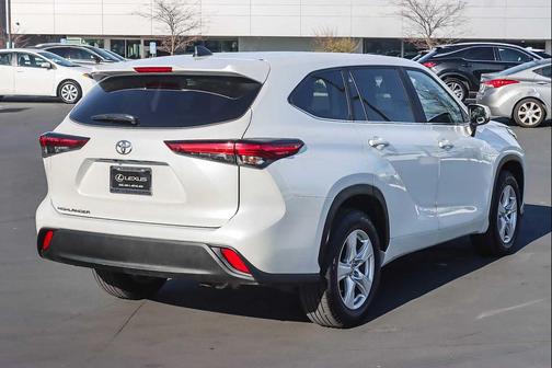 2023 Toyota Highlander L