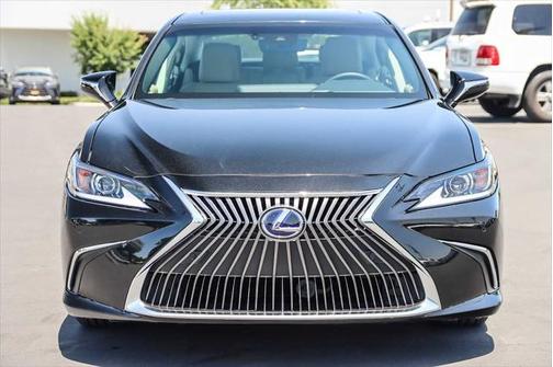 2021 Lexus ES 300h Base