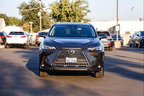 2025 Lexus NX 350h Premium