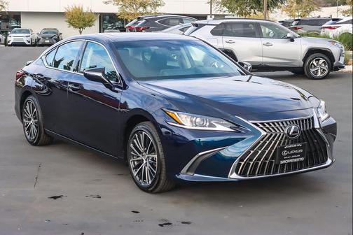 2024 Lexus ES 300h Base