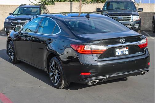 2017 Lexus ES 350 Base
