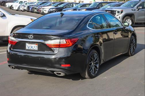 2017 Lexus ES 350 Base
