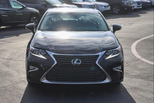 2017 Lexus ES 350 Base