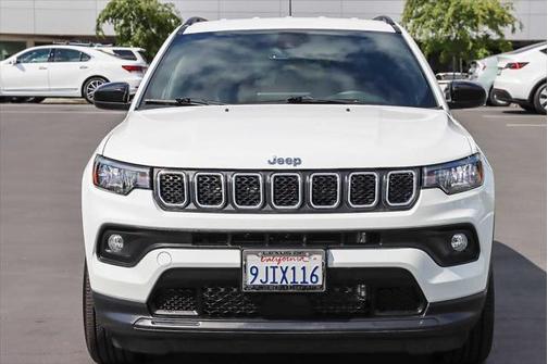 2023 Jeep Compass Latitude Lux