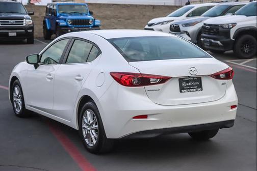 2018 Mazda Mazda3 Sport
