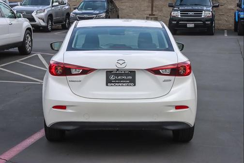 2018 Mazda Mazda3 Sport