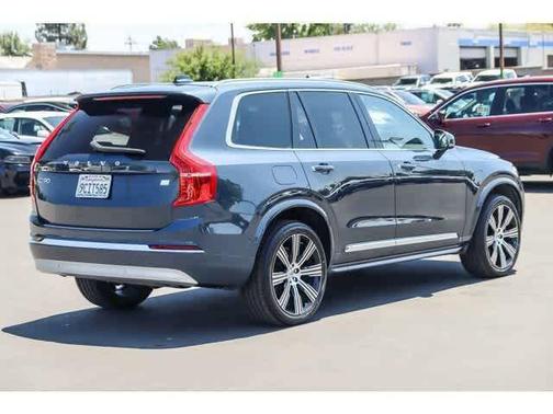 2022 Volvo XC90 Recharge Plug-In Hybrid T8 Inscription 6 Passenger