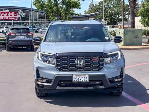 Sonic Gray Pearl 2023 Honda Passport AWD TrailSport