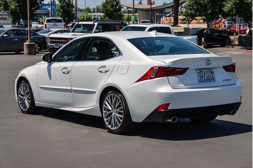 2016 Lexus IS 200t Base