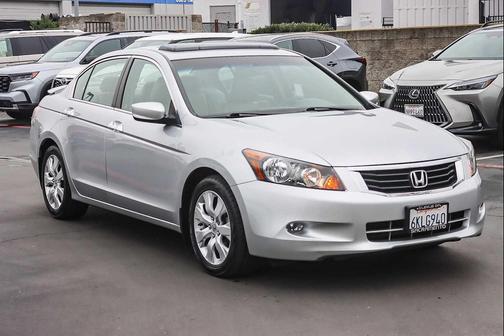 2010 Honda Accord 4dr V6 Auto