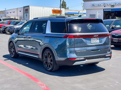 Astra Blue 2022 Kia Carnival SX Prestige