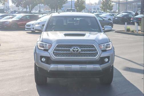 2016 Toyota Tacoma TRD Sport