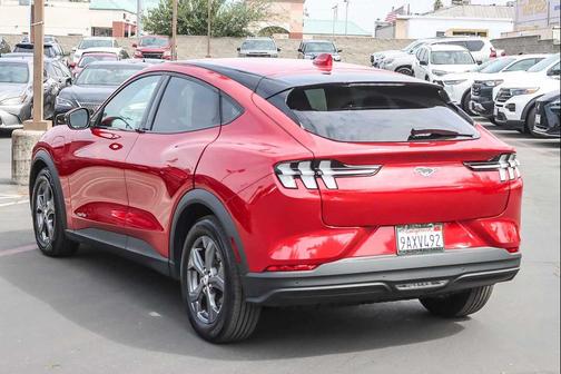 2022 Ford Mustang Mach-E Select