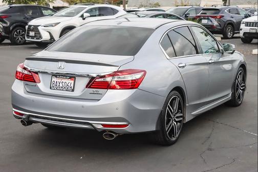 2017 Honda Accord Touring V6