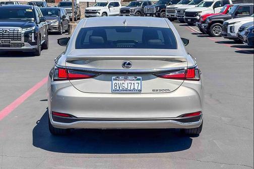 Moonbeam Beige Metallic 2021 Lexus ES 300h Base