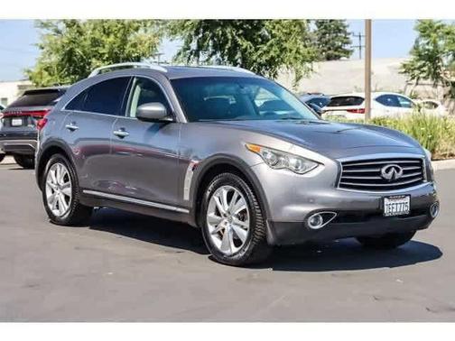 2014 INFINITI QX70 Base