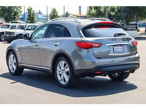 2014 INFINITI QX70 Base