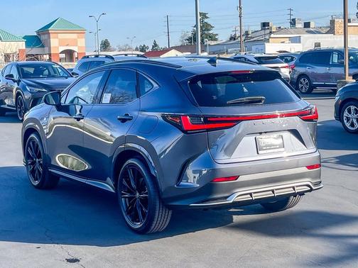 2026 Lexus NX 450h+ NX 450h+ F SPORT Handling
