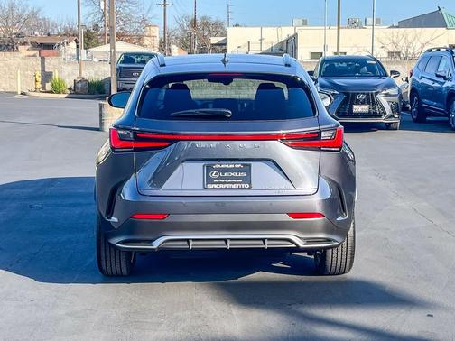 2026 Lexus NX 450h+ NX 450h+ F SPORT Handling