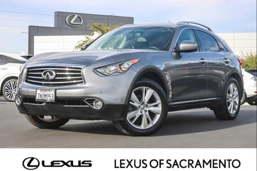 2015 INFINITI QX70 Base